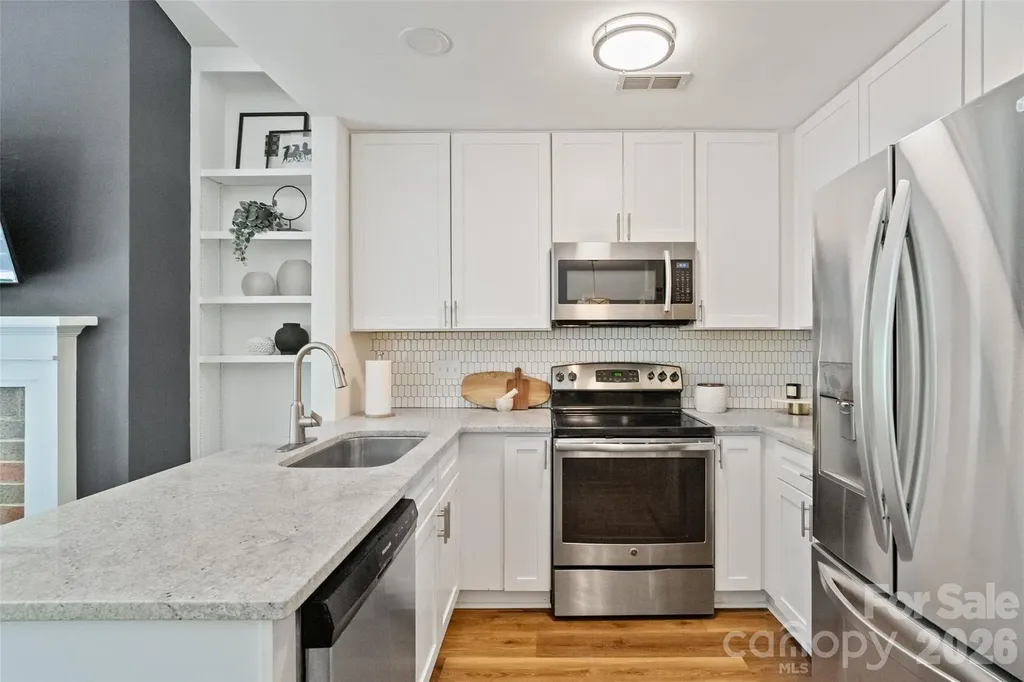 3302 Selwyn Farms Lane Charlotte NC 28209