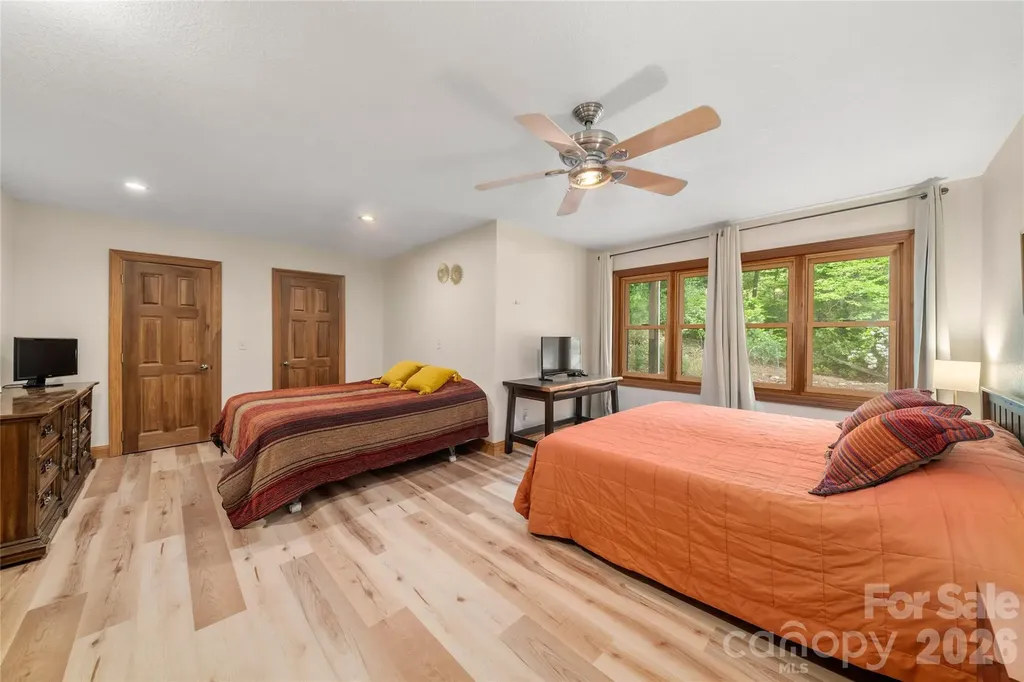 176 Hemlock Lane Lake Lure NC 28746