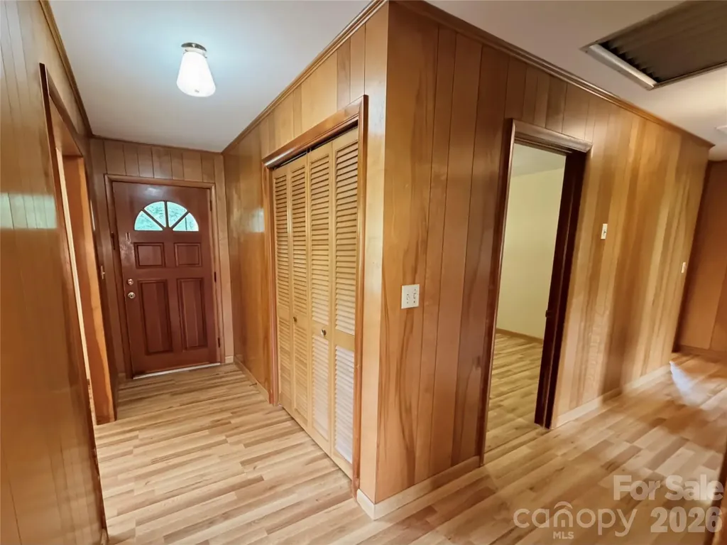 56 Henson Drive Waynesville NC 28786