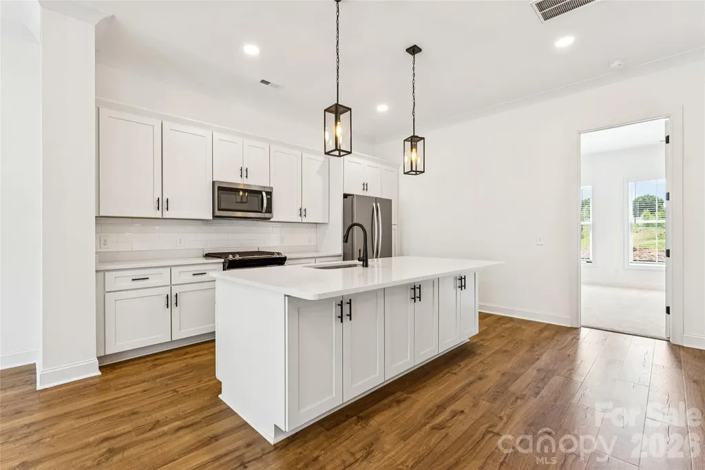 5840 Pittmon Lane Kannapolis NC 28081