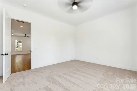 5840 Pittmon Lane Kannapolis NC 28081