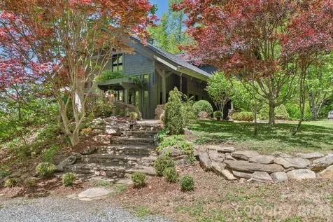 144 Pegg Road Barnardsville NC 28709