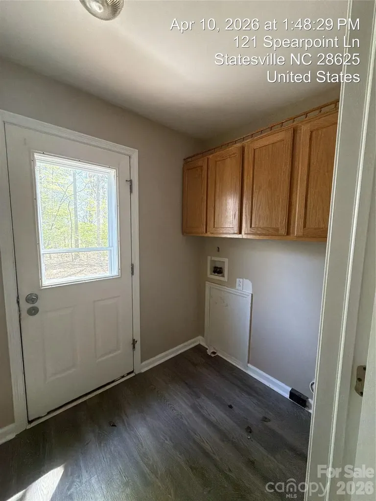 121 Spearpoint Lane Statesville NC 28625