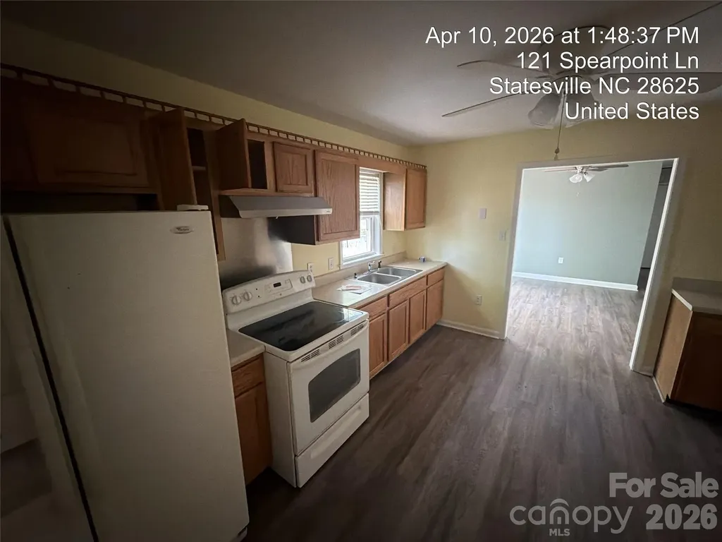 121 Spearpoint Lane Statesville NC 28625