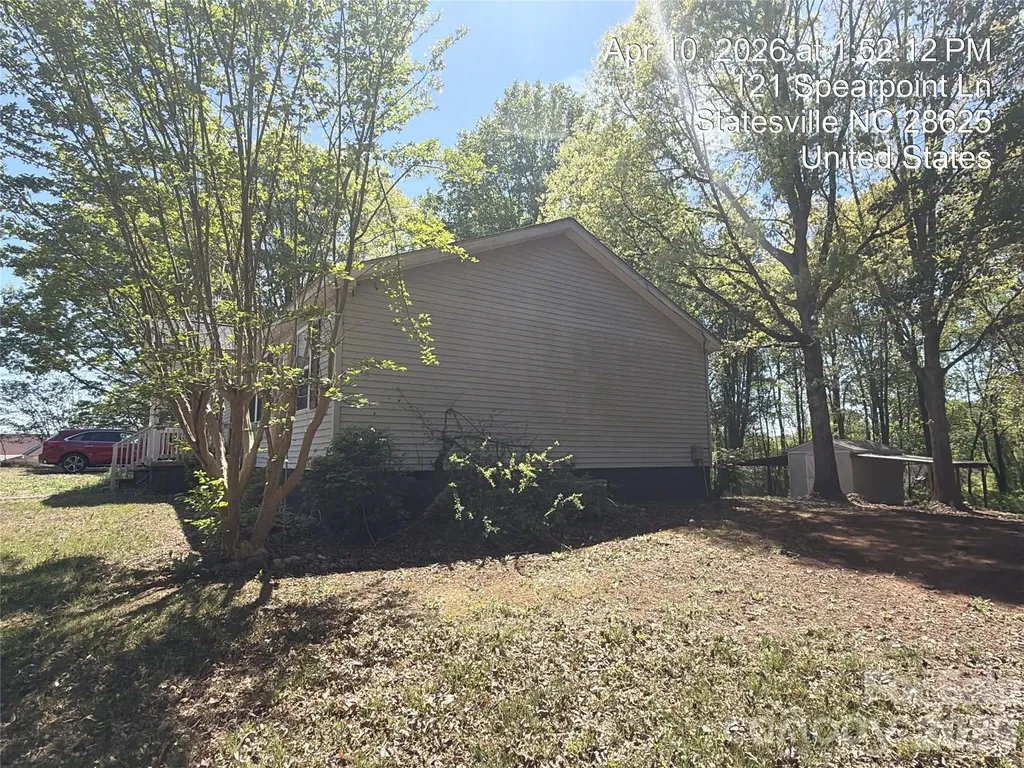 121 Spearpoint Lane Statesville NC 28625