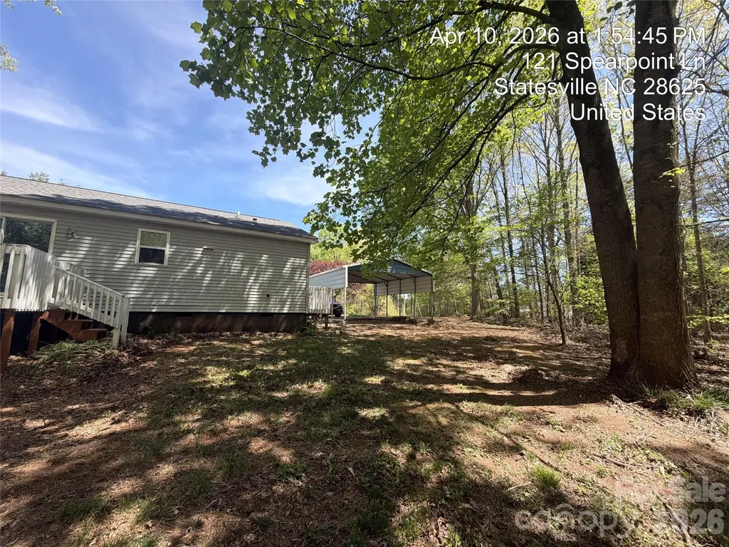 121 Spearpoint Lane Statesville NC 28625