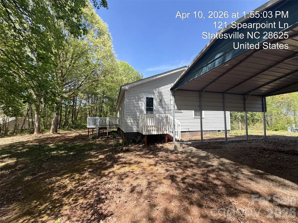 121 Spearpoint Lane Statesville NC 28625