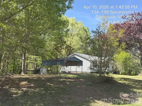 121 Spearpoint Lane Statesville NC 28625