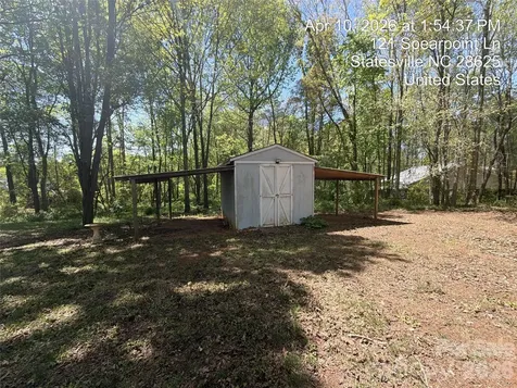 121 Spearpoint Lane Statesville NC 28625