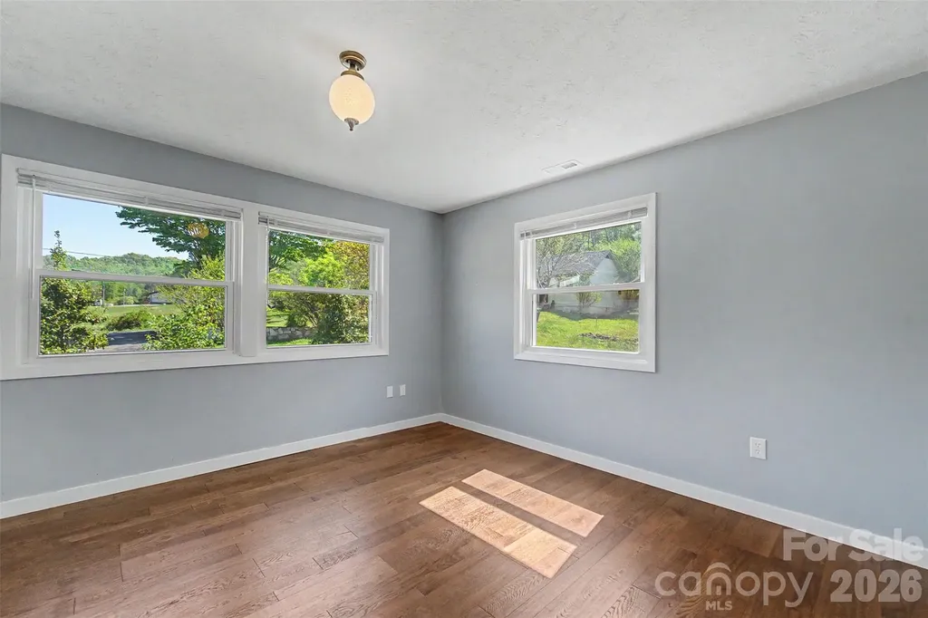 160 Canter Lane Sylva NC 28779
