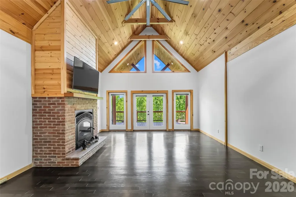 265 Grandview Peaks Drive Nebo NC 28761