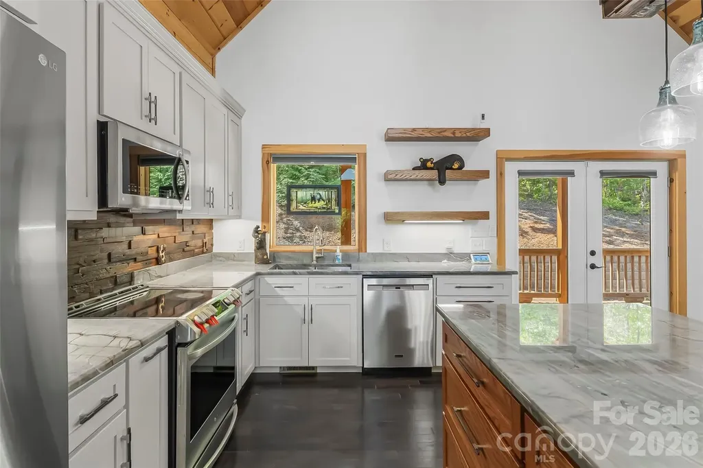 265 Grandview Peaks Drive Nebo NC 28761