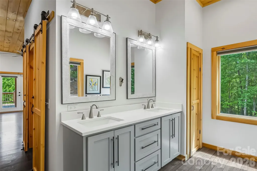 265 Grandview Peaks Drive Nebo NC 28761