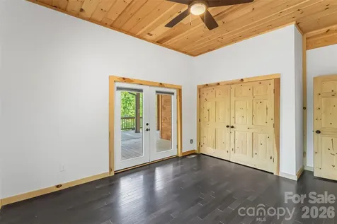 265 Grandview Peaks Drive Nebo NC 28761