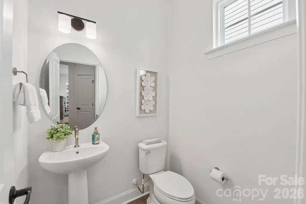 5416 Hollow Branch Road Charlotte NC 28278