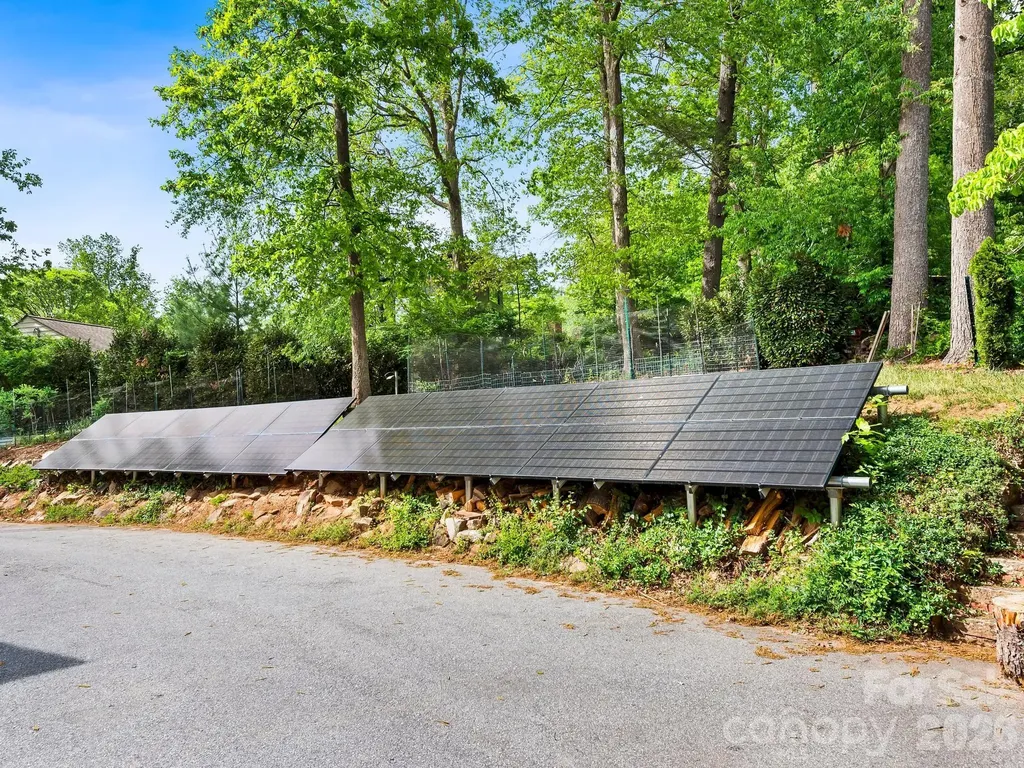 84 Arthur Road Asheville NC 28806