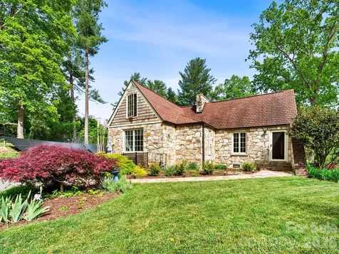 84 Arthur Road Asheville NC 28806