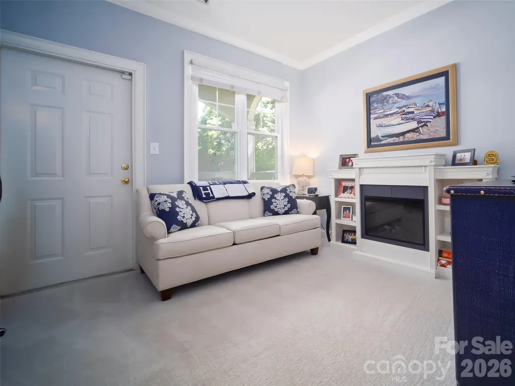 5609 Fairview Road Charlotte NC 28209