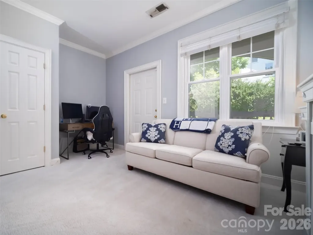 5609 Fairview Road Charlotte NC 28209