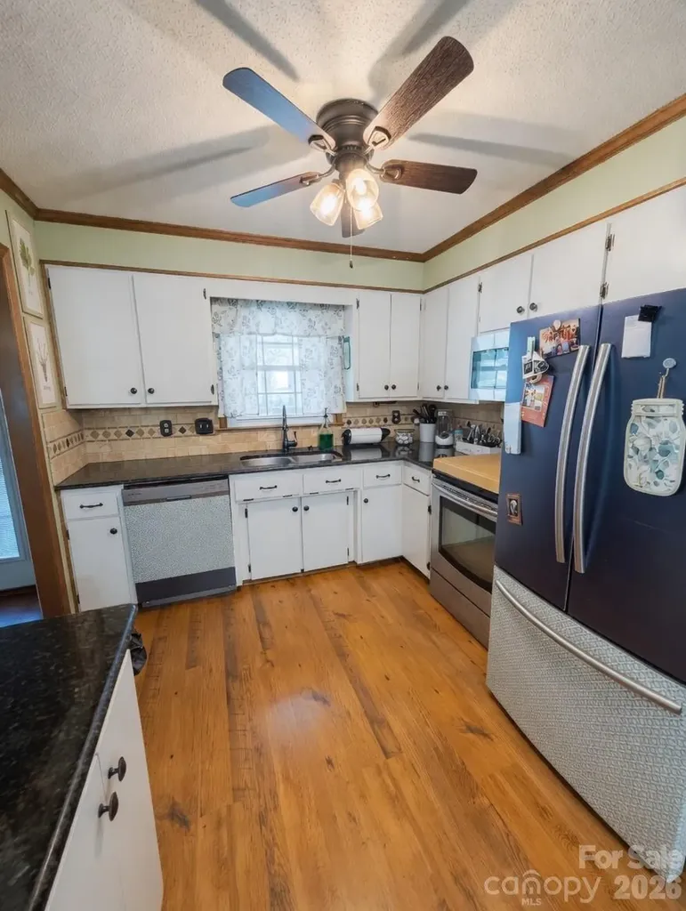608 Cedar Drive Dallas NC 28034