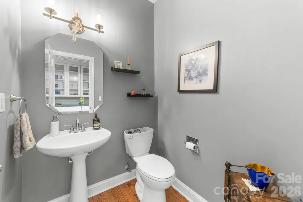 8812 Kingston Forest Drive Charlotte NC 28277
