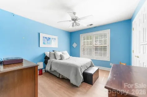 8812 Kingston Forest Drive Charlotte NC 28277
