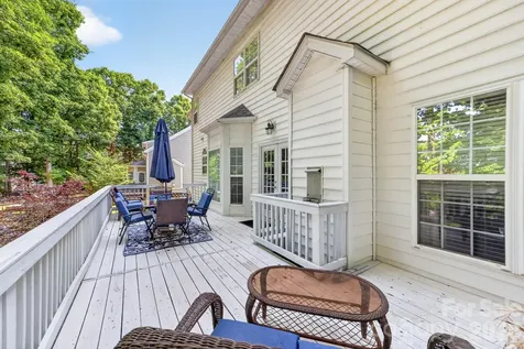 8812 Kingston Forest Drive Charlotte NC 28277