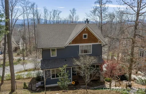 24 Acadia Drive Asheville NC 28806