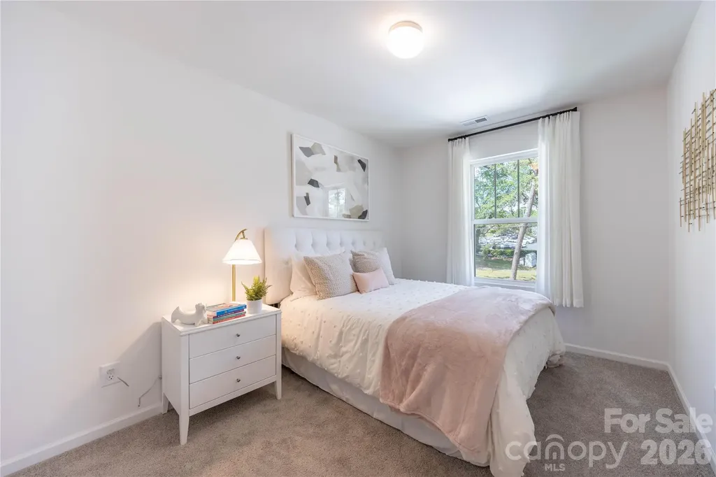 2928 Smithcliff Road Charlotte NC 28208