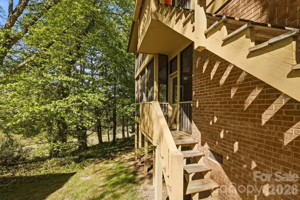 3509 Mountain Top Way Hendersonville NC 28739