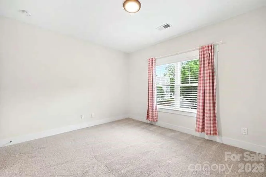 824 E 16th Street Charlotte NC 28205