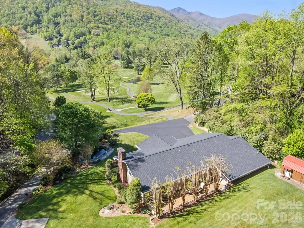 9 Golfview Drive Maggie Valley NC 28751