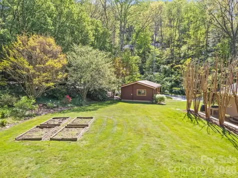 9 Golfview Drive Maggie Valley NC 28751