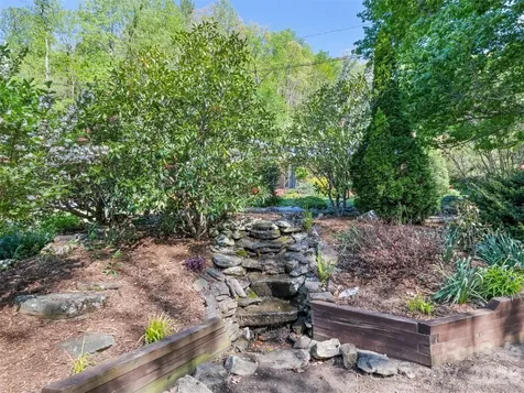 9 Golfview Drive Maggie Valley NC 28751