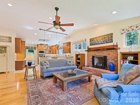 9 Golfview Drive Maggie Valley NC 28751