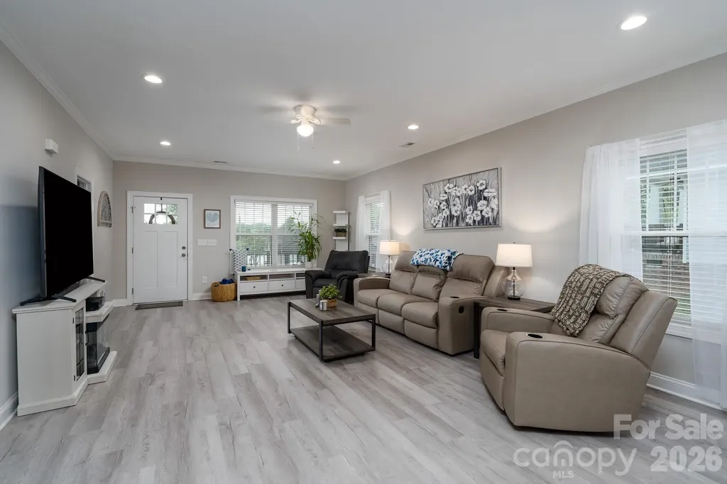 109 Wayne Avenue Kannapolis NC 28081