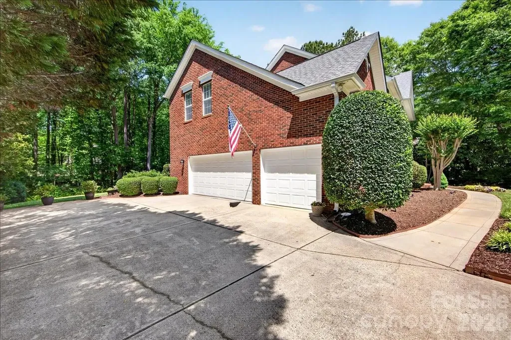 4365 Enchantment Cove Lane Charlotte NC 28216