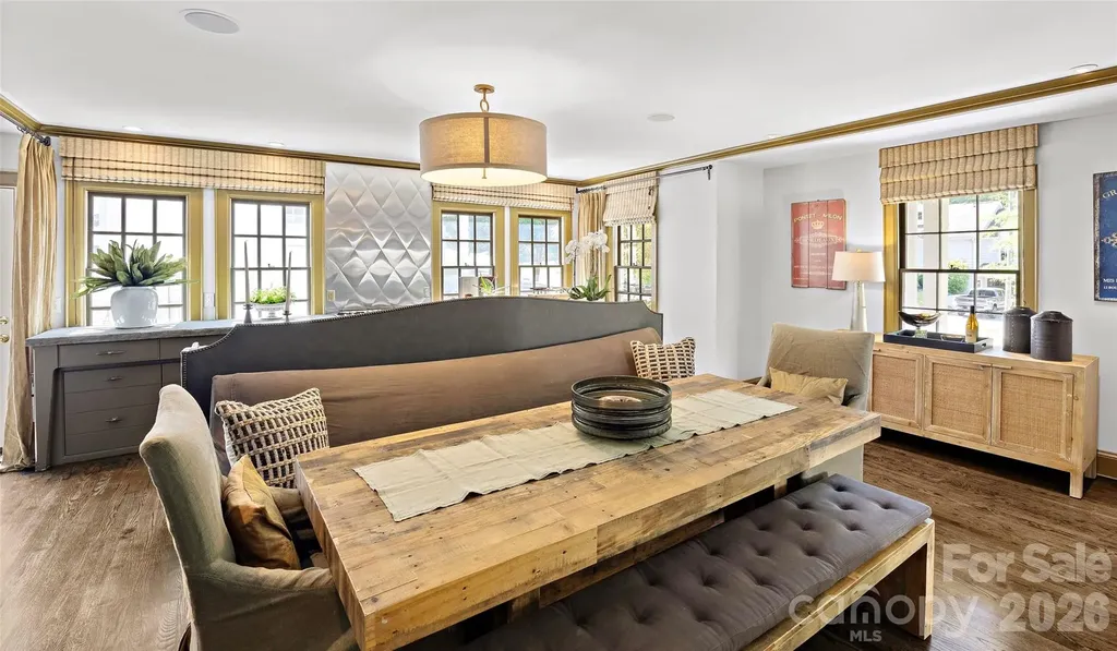 208 Wales Avenue Charlotte NC 28209