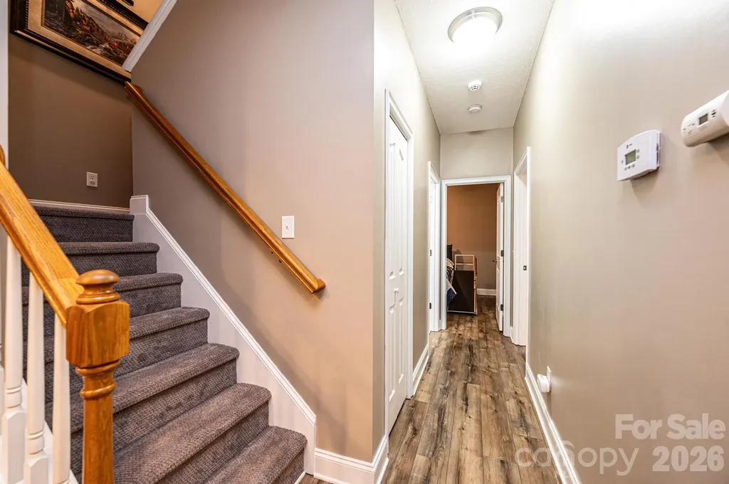 823 Wynnshire Drive Hickory NC 28601