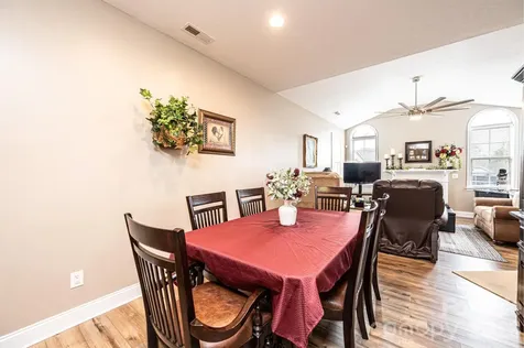 823 Wynnshire Drive Hickory NC 28601