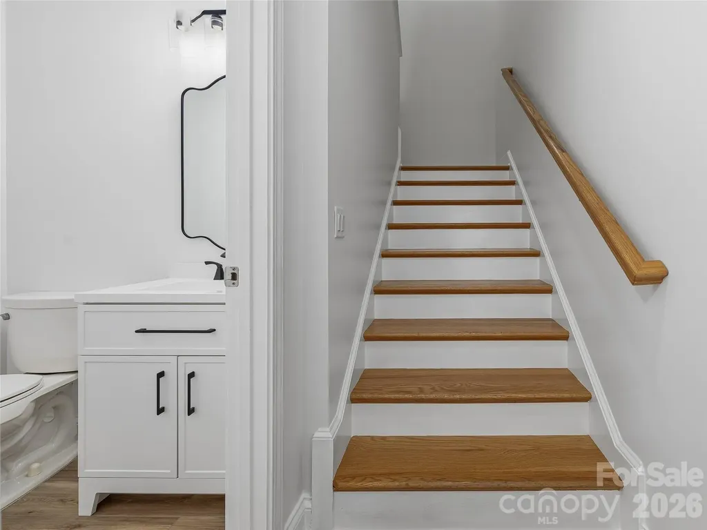 33 Florian Lane Fletcher NC 28732