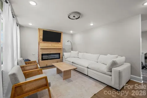 1036 Cutler Place Charlotte NC 28205