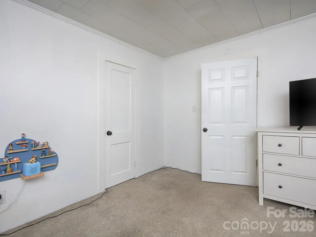 1002 Aiken Street Kannapolis NC 28081