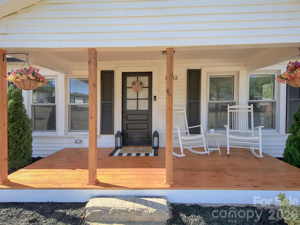 1002 Aiken Street Kannapolis NC 28081