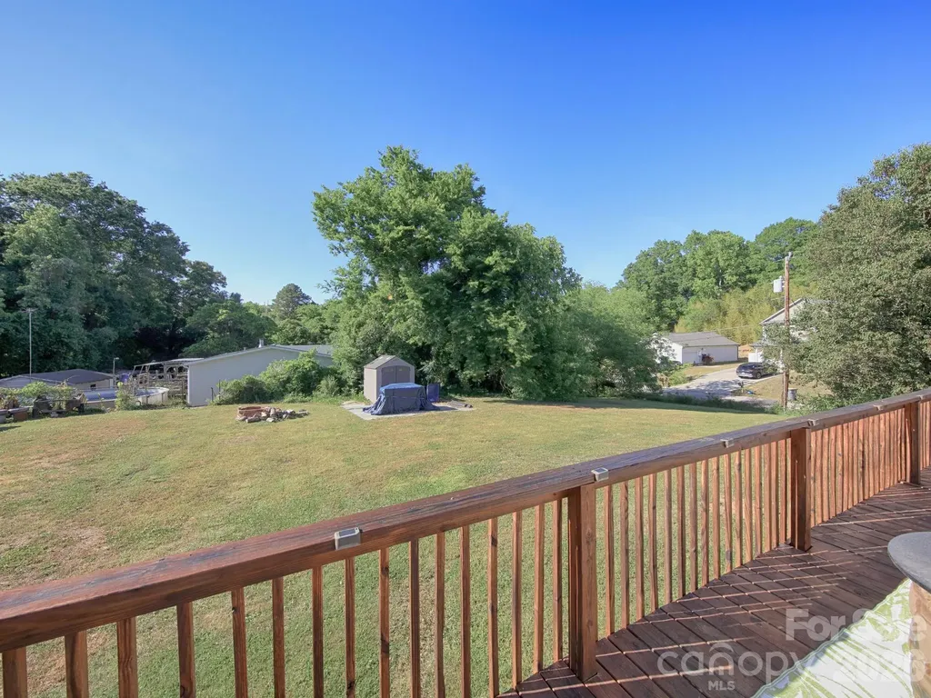 1002 Aiken Street Kannapolis NC 28081