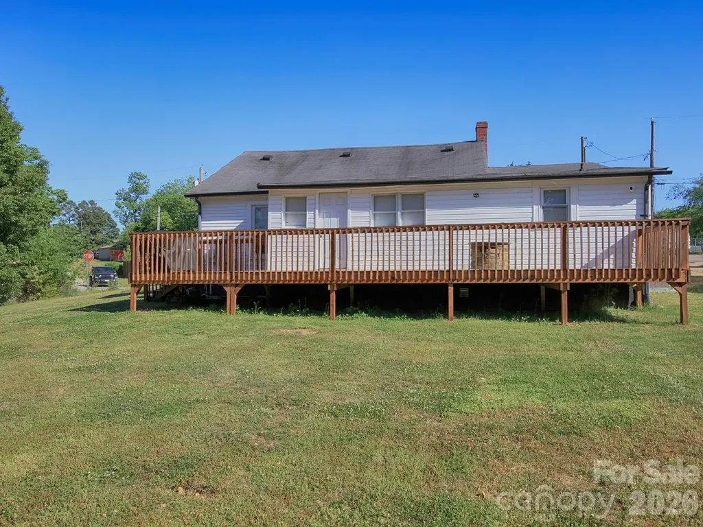 1002 Aiken Street Kannapolis NC 28081