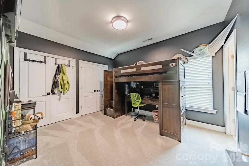 1204 Woodglen Lane Matthews NC 28104