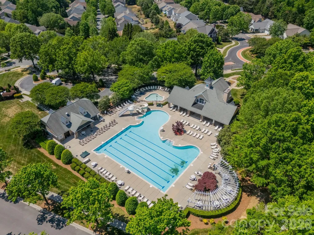 1204 Woodglen Lane Matthews NC 28104