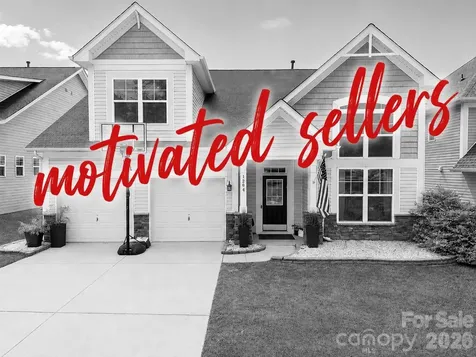 1204 Woodglen Lane Matthews NC 28104