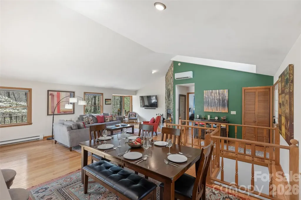 46 Poplar Court Sapphire NC 28774